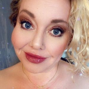 Meet your Posher, Darrah